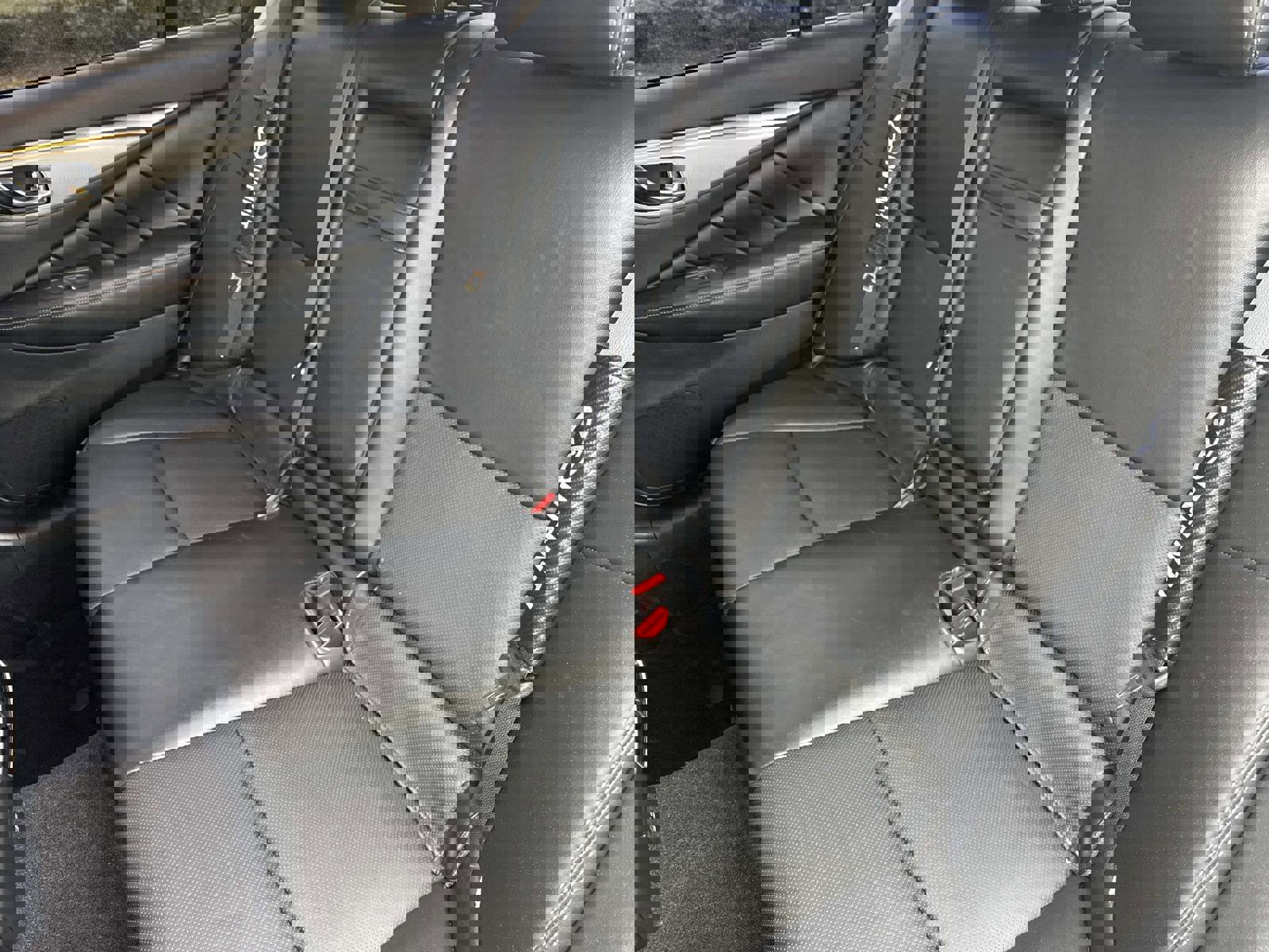 Used 2022 INFINITI Q50 Luxe w/ Cargo Package image 12