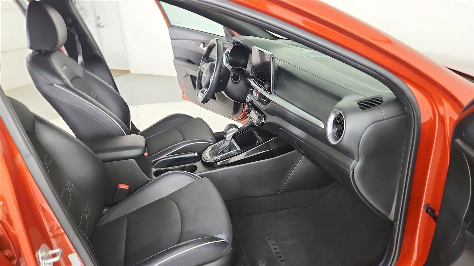 Used 2023 Kia Forte GT-Line FWD image 19