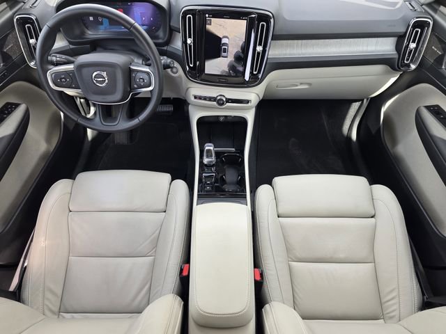 Used 2023 Volvo XC40 B5 Ultimate w/ Protection Package Premier AWD/4WD image 26
