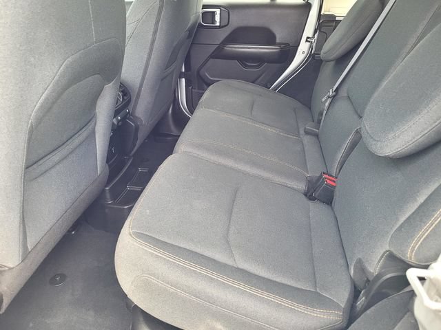 Used 2024 Jeep Wrangler Unlimited Sahara AWD/4WD image 12