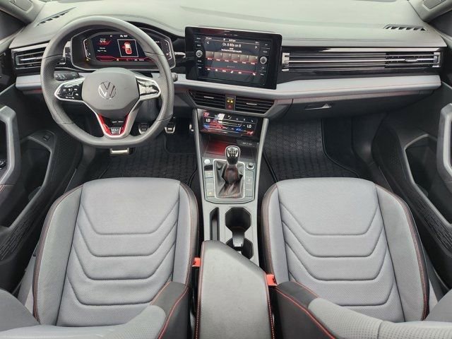 Used 2025 Volkswagen Jetta GLI Autobahn image 27