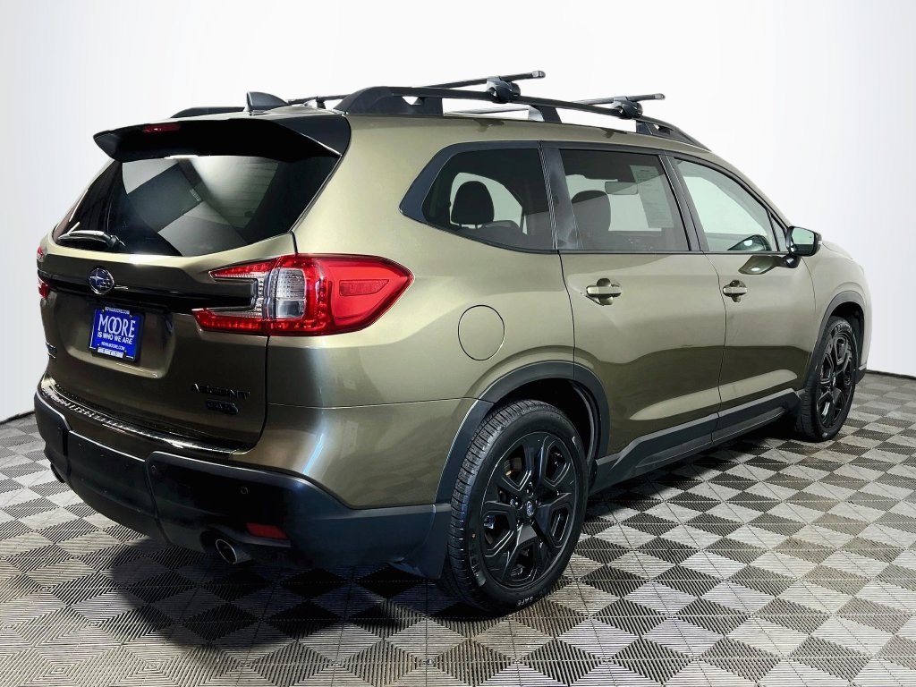 Used 2023 Subaru Ascent Onyx Edition AWD/4WD image 7