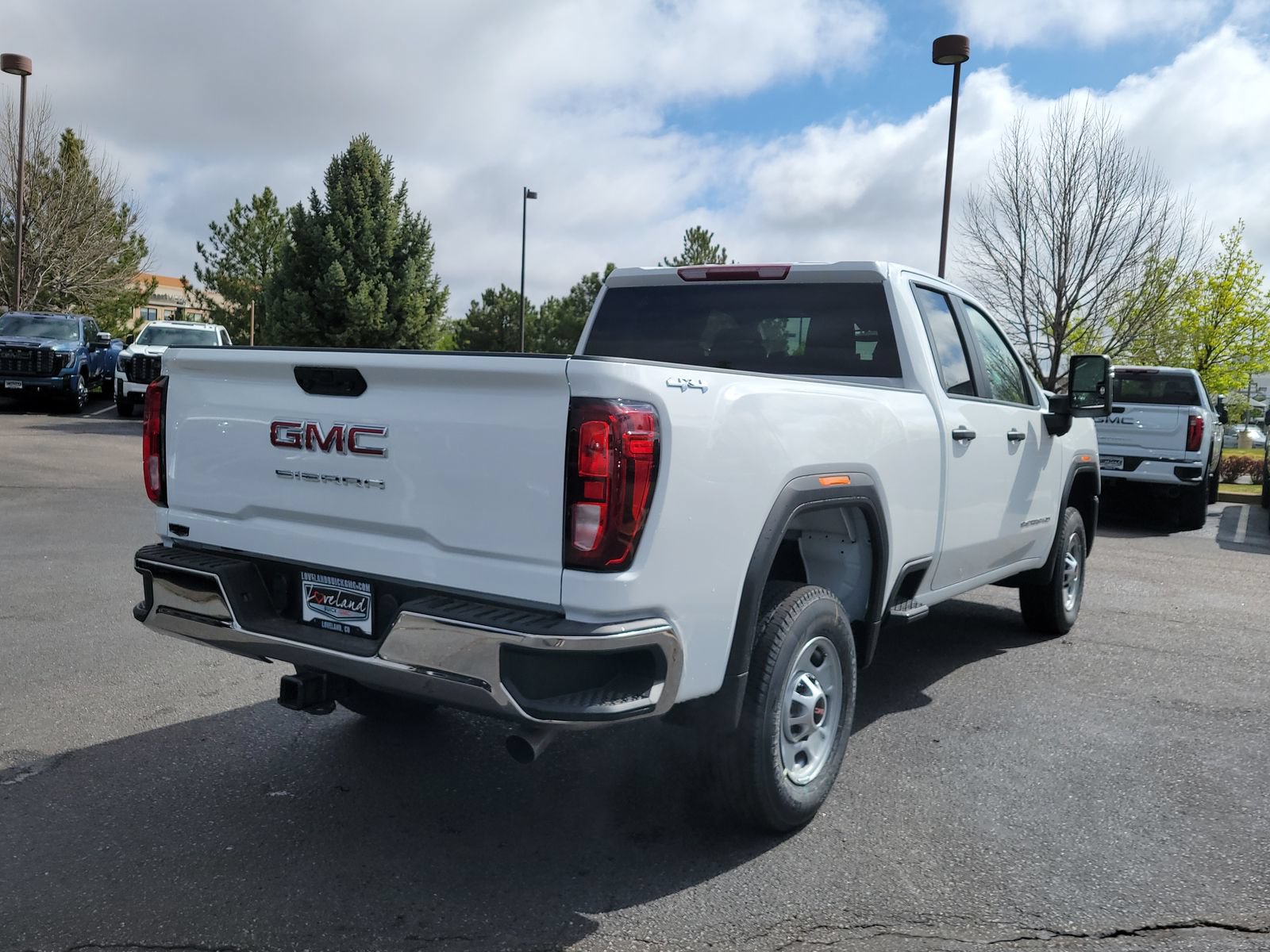 New 2026 GMC Sierra 2500 Pro AWD/4WD image 3