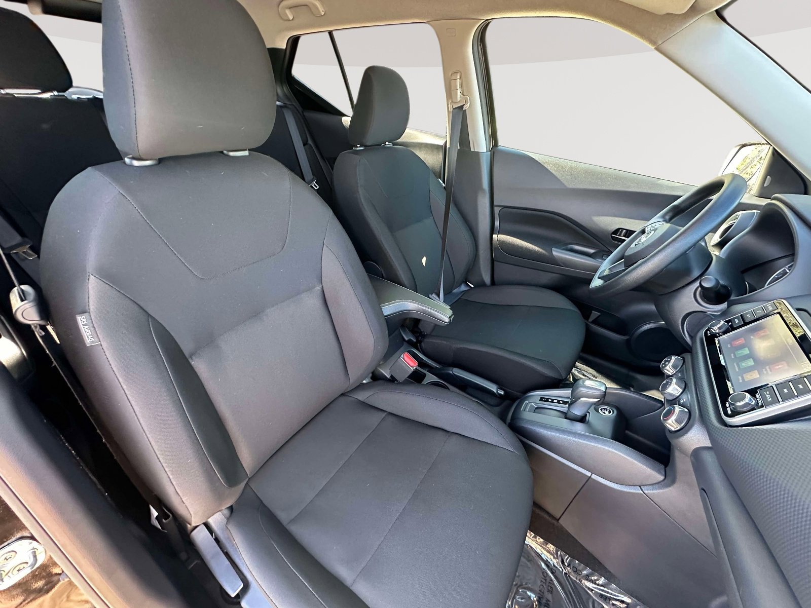 Used 2025 Nissan Kicks Play S image 26