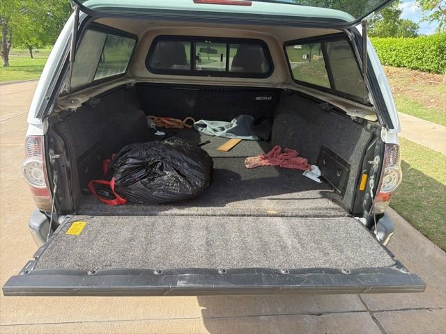 Used 2014 Toyota Tacoma 4x4 Access Cab w/ SR5 Package image 6