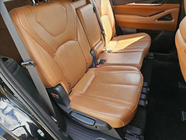 Used 2023 INFINITI QX60 Sensory w/ Vision Package image 19