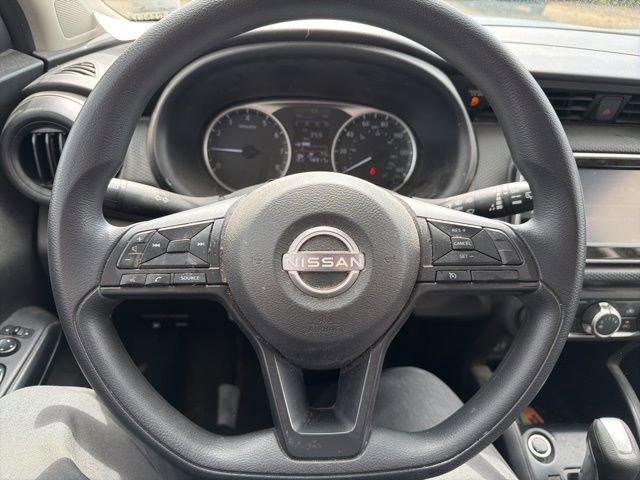 Used 2024 Nissan Kicks S image 13