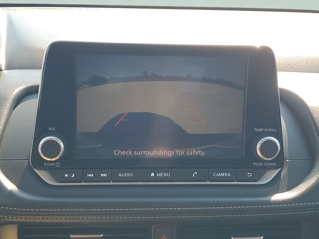 Used 2024 Nissan Rogue SV image 20