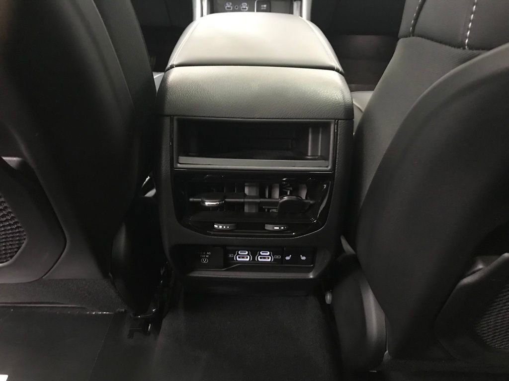 New 2025 Jeep Grand Cherokee Limited image 32