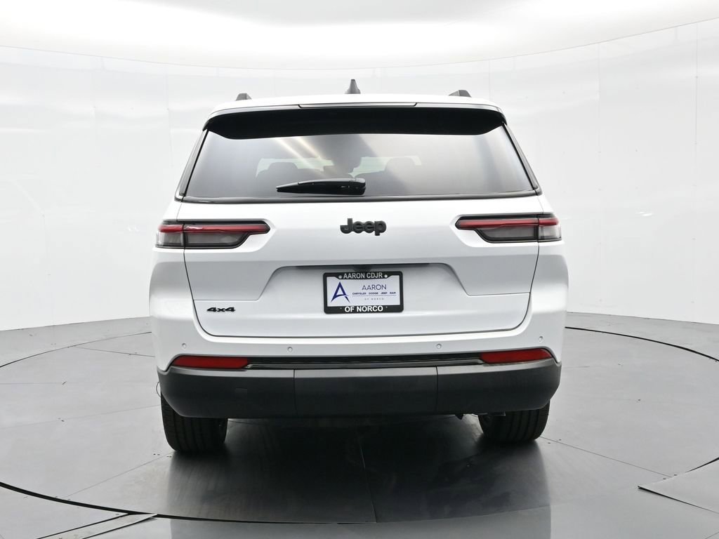 New 2025 Jeep Grand Cherokee L Altitude image 8