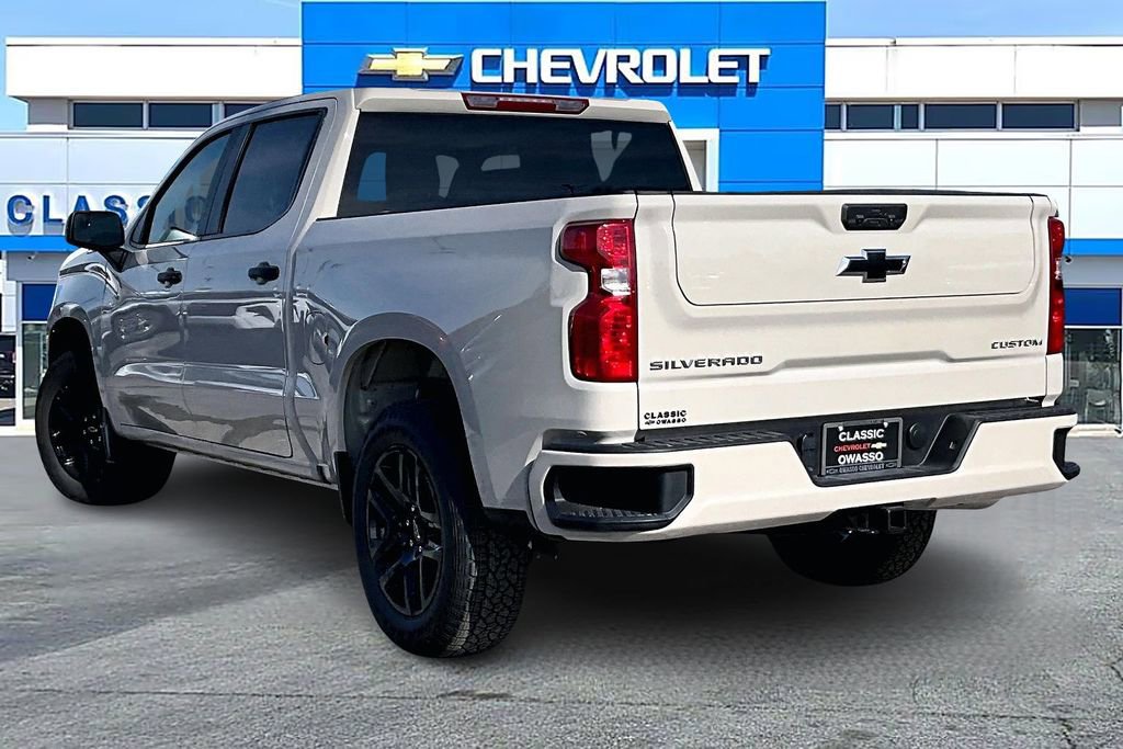 New 2026 Chevrolet Silverado 1500 Custom image 3