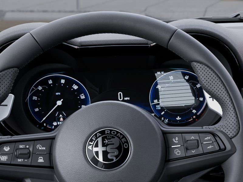 New 2025 Alfa Romeo Tonale w/ Premium Package AWD/4WD image 18