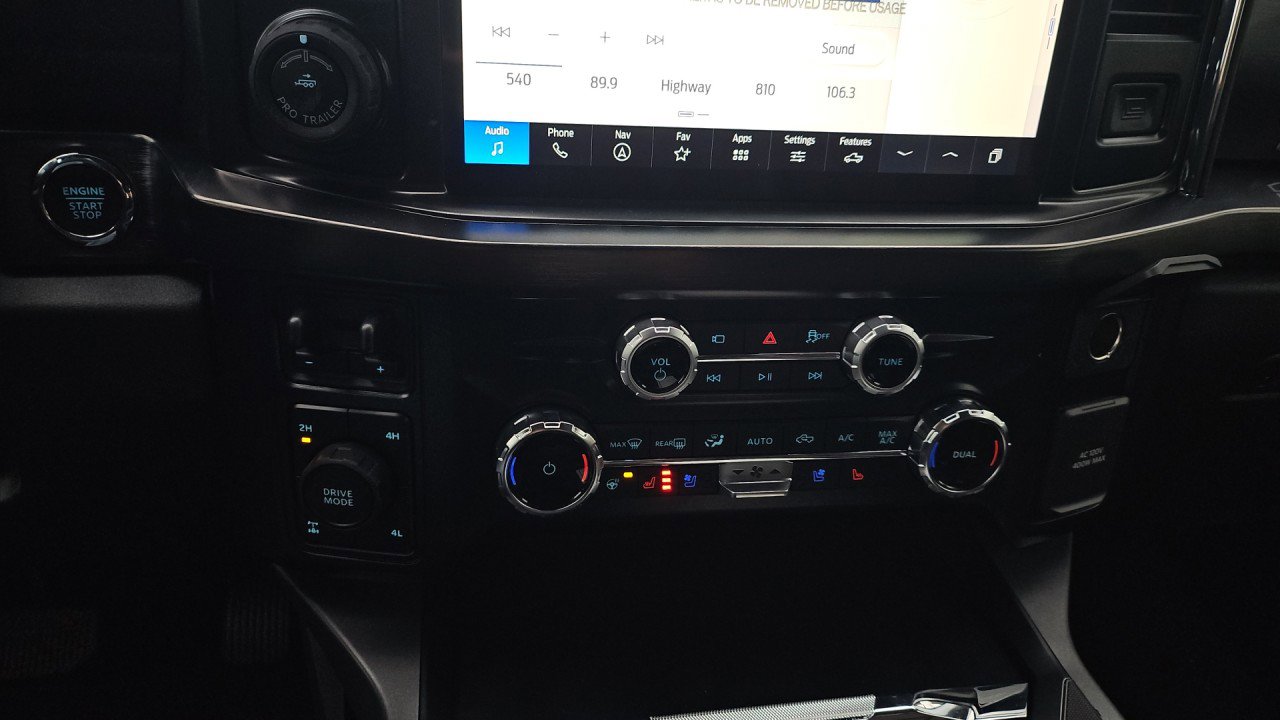 New 2026 Ford F250 Lariat w/ Black Appearance Package image 14