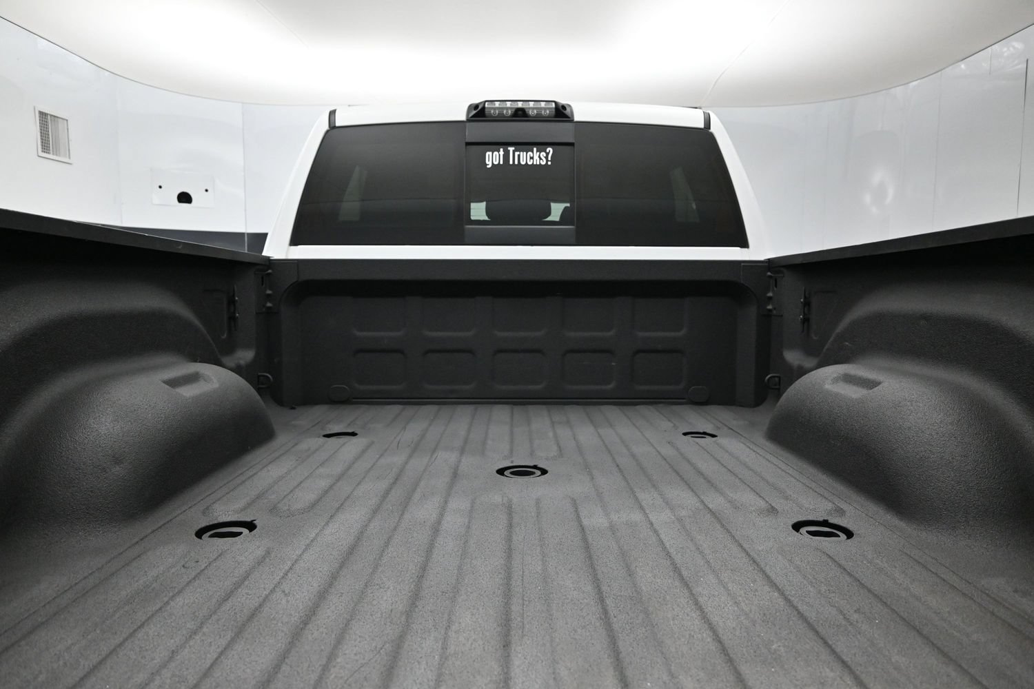 Used 2019 RAM 2500 Laramie AWD/4WD image 7