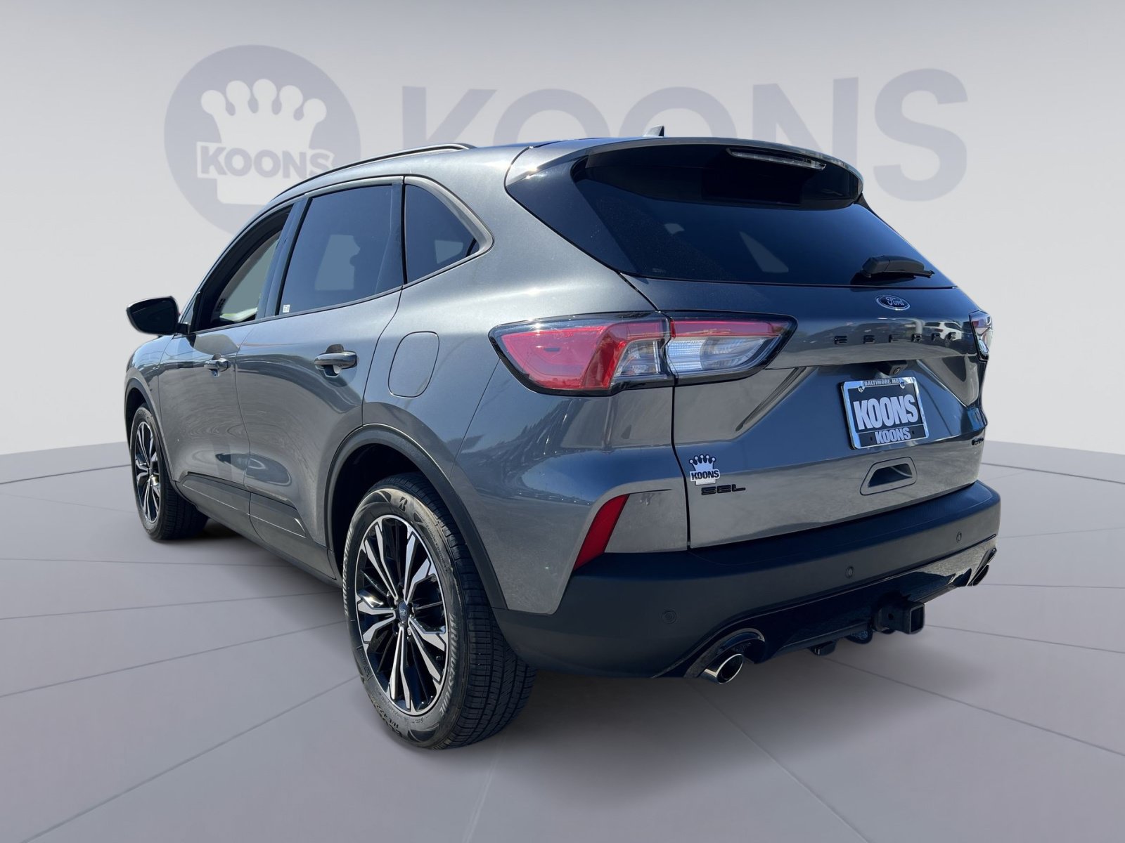 Certified 2022 Ford Escape SEL w/ SEL Stealth AWD Package image 4