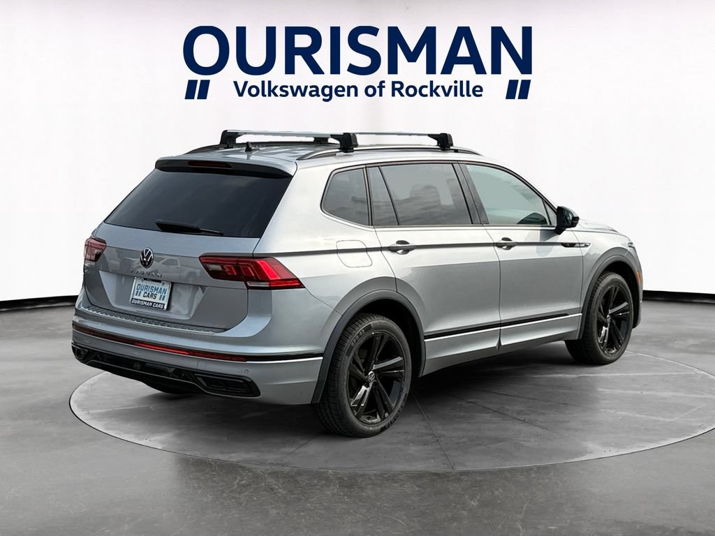 Used 2023 Volkswagen Tiguan SE R-Line FWD image 6