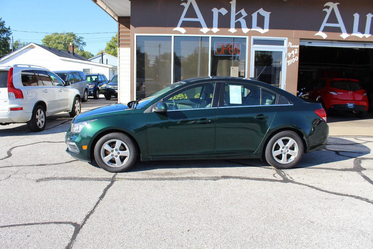 Used 2015 Chevrolet Cruze LT image 6