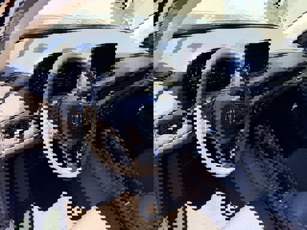 Used 2025 Honda Accord SE image 19