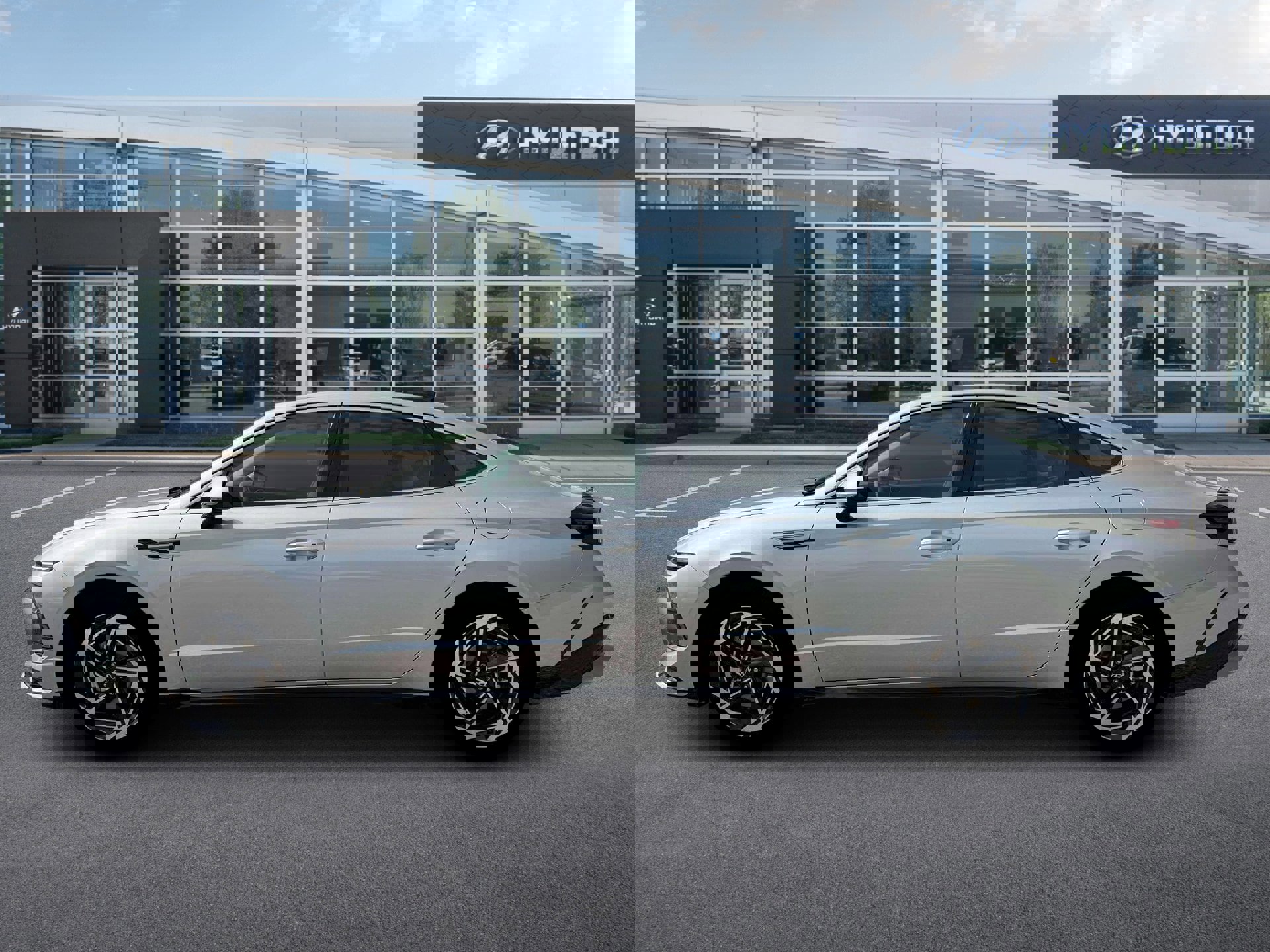 New 2026 Hyundai Sonata SEL image 3