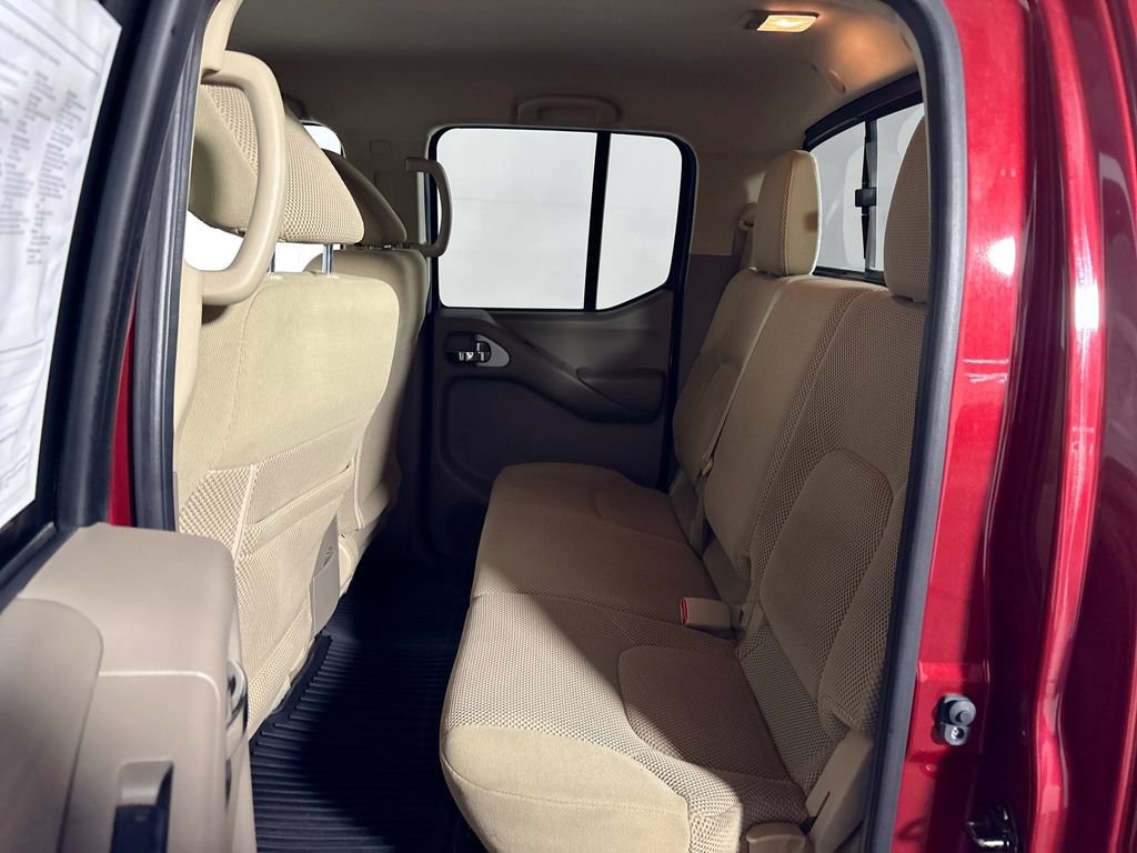 Used 2015 Nissan Frontier SV AWD/4WD image 18