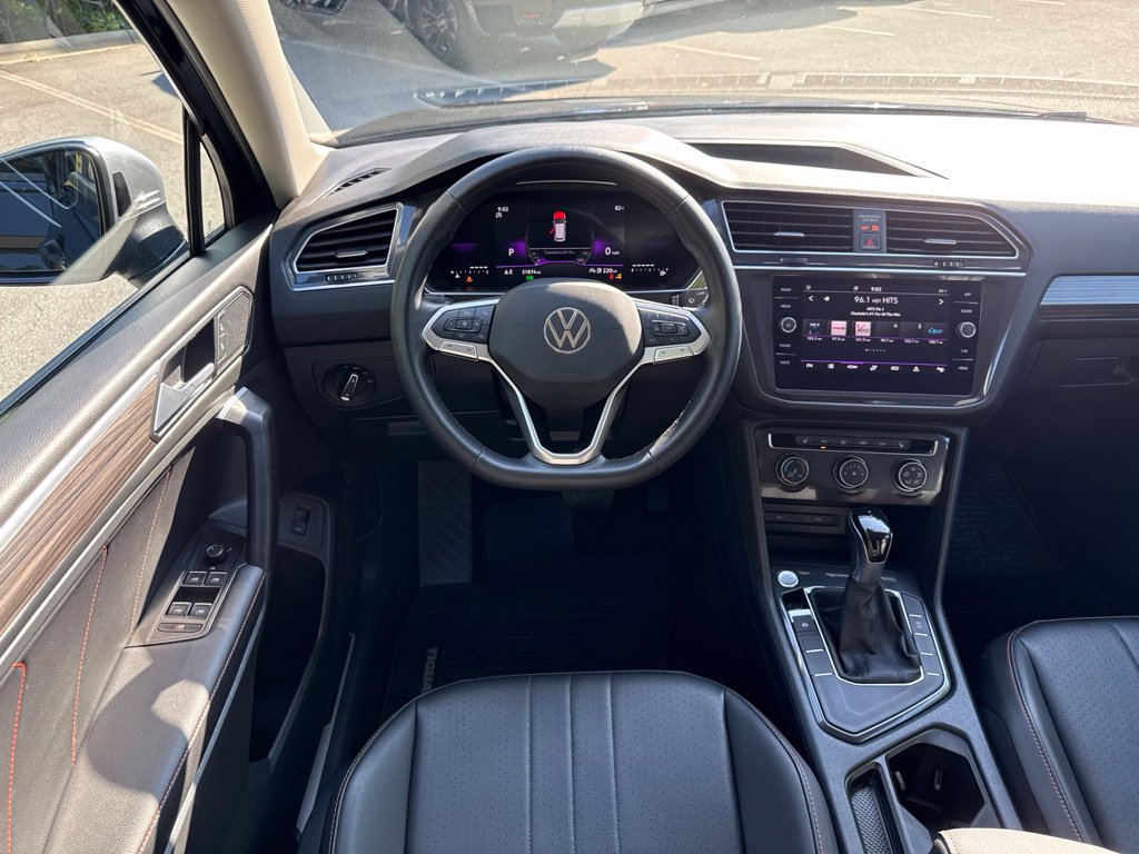 Used 2024 Volkswagen Tiguan SE FWD image 27