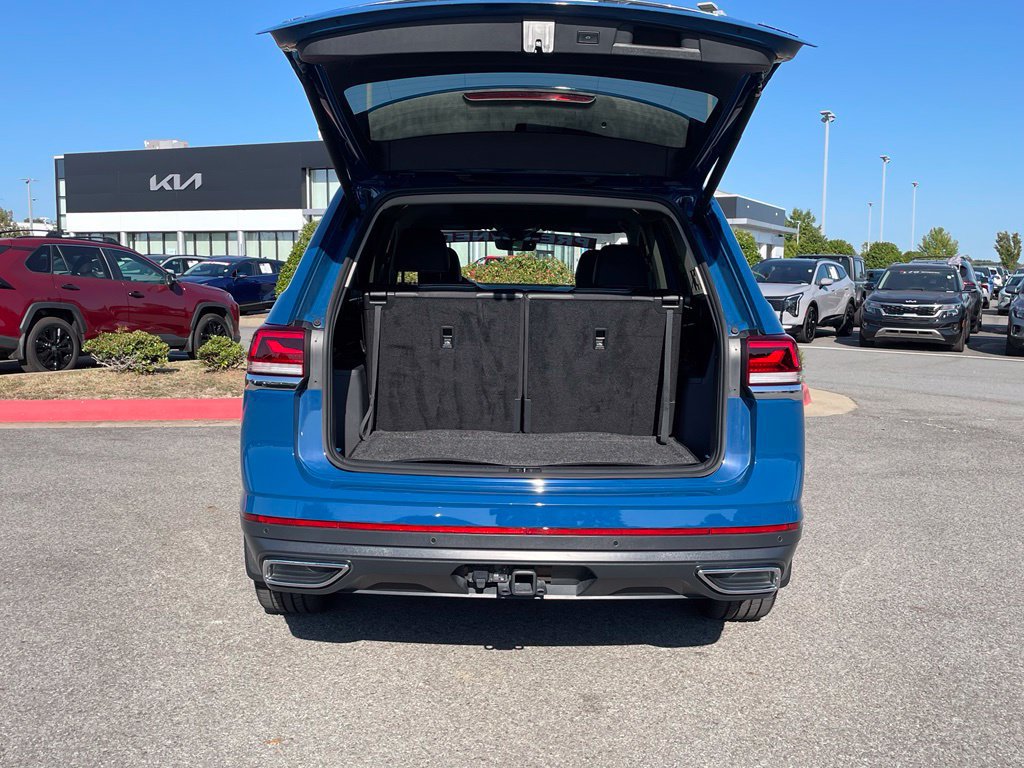 Used 2025 Volkswagen Atlas SEL AWD/4WD image 7