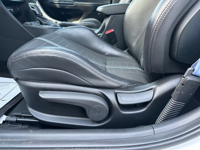 Used 2022 Hyundai Veloster N FWD image 19