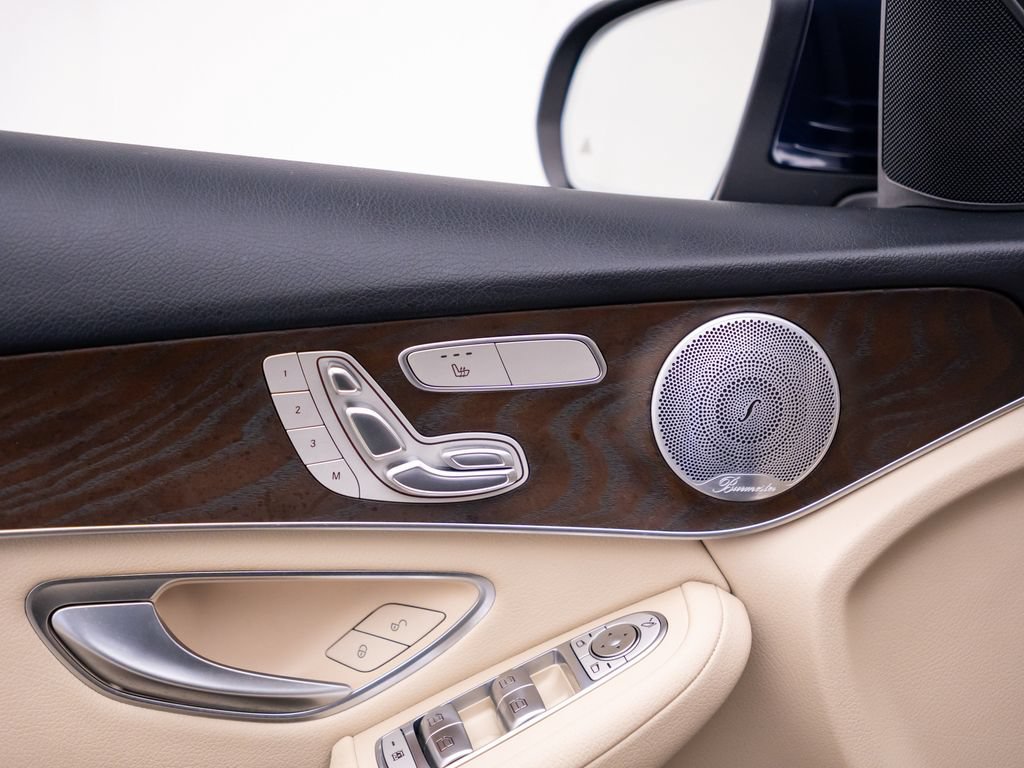 Used 2019 Mercedes-Benz GLC 300 4MATIC image 15