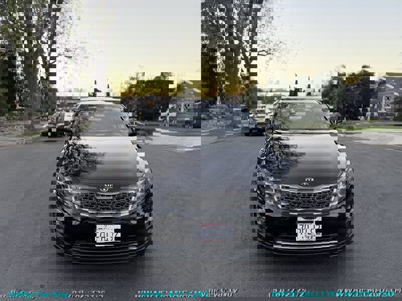 Used 2015 Kia Optima LX w/ Hybrid Convenience Package image 2