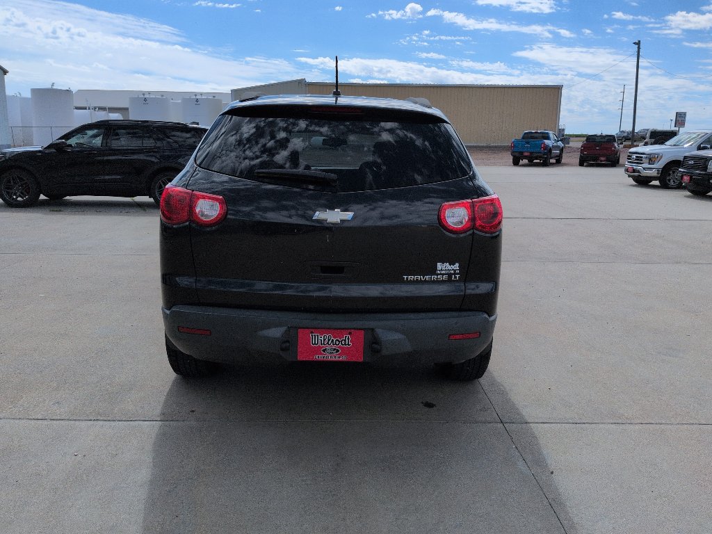 Used 2012 Chevrolet Traverse LT FWD image 7
