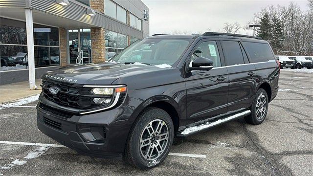 New 2025 Ford Expedition Max Active image 2
