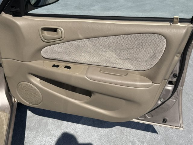 Used 1999 Toyota Corolla CE FWD image 17