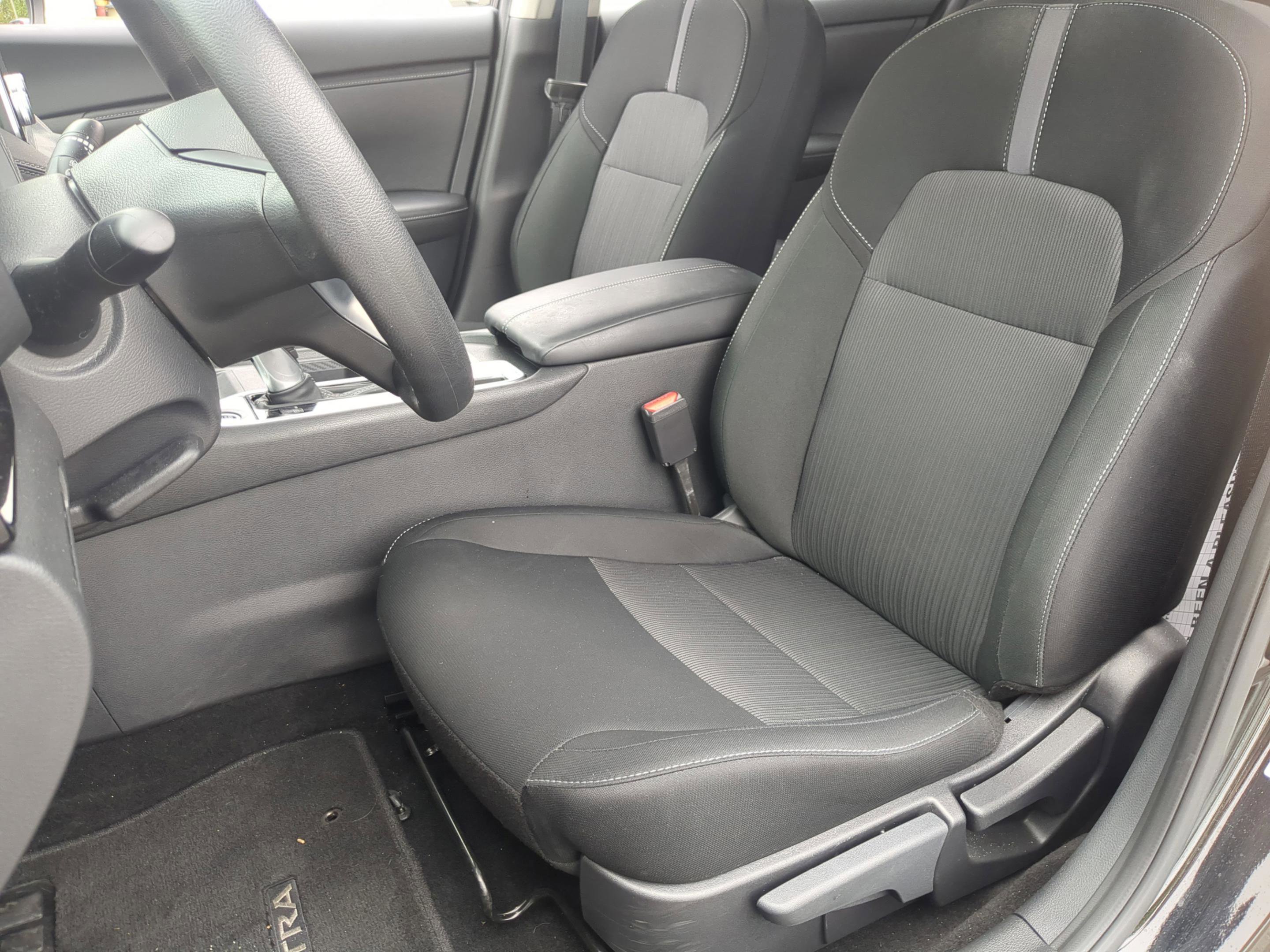 Used 2025 Nissan Sentra SV image 20