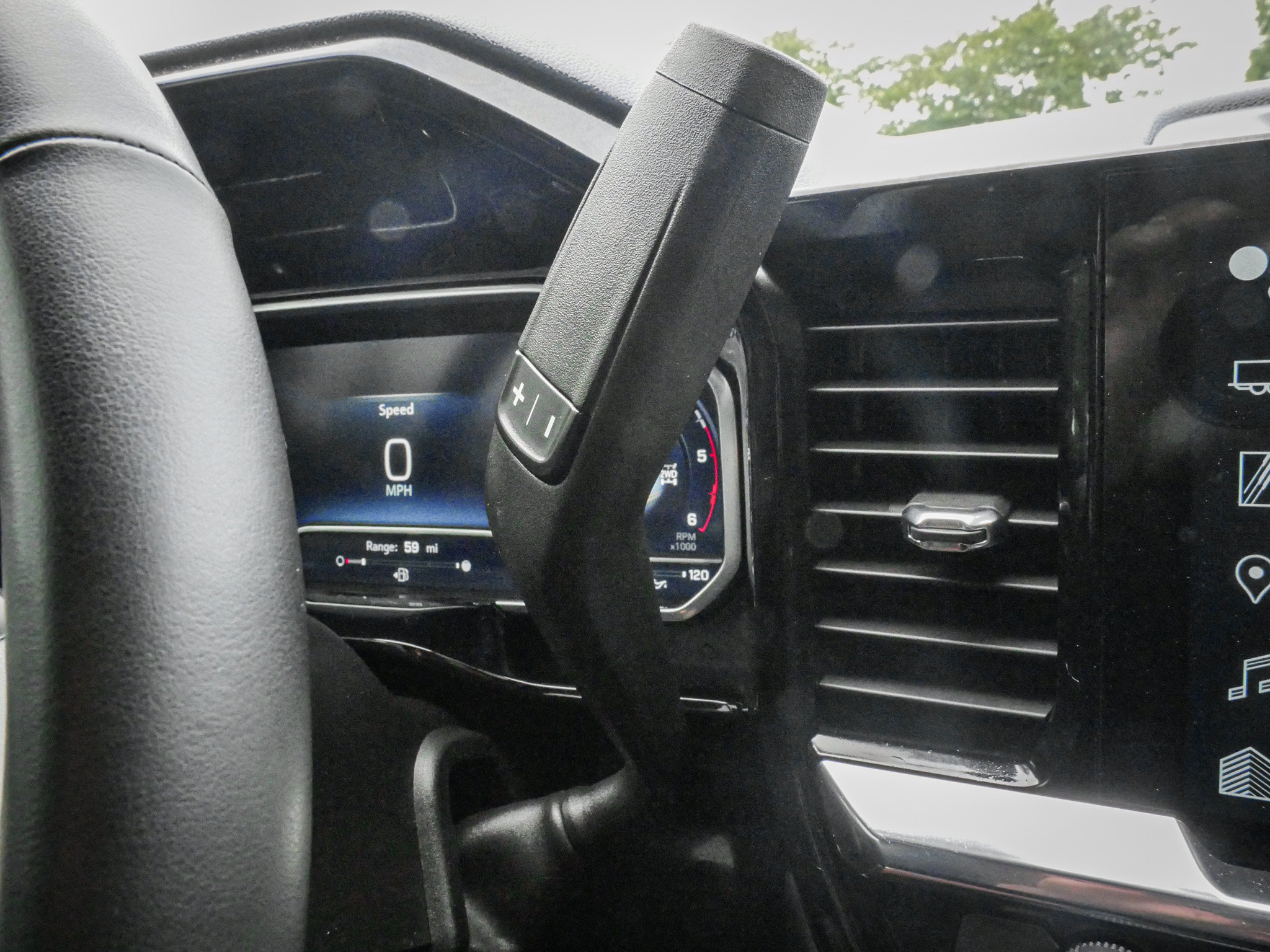 Used 2024 Chevrolet Silverado 3500 High Country w/ Technology Package AWD/4WD image 26