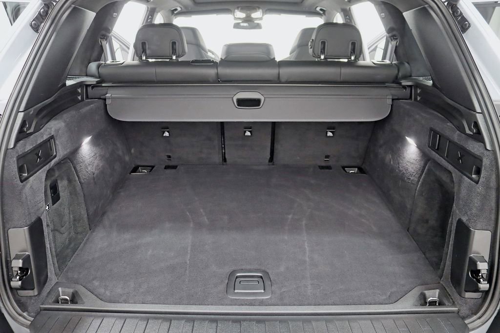 Used 2024 BMW X5 M Competition w/ Executive Package image 43