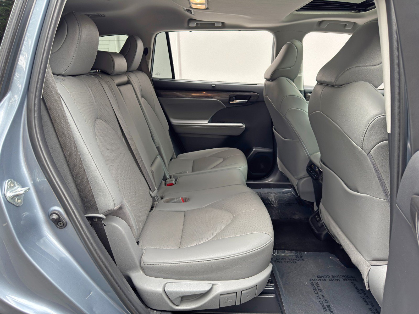 Used 2020 Toyota Highlander Limited FWD image 42