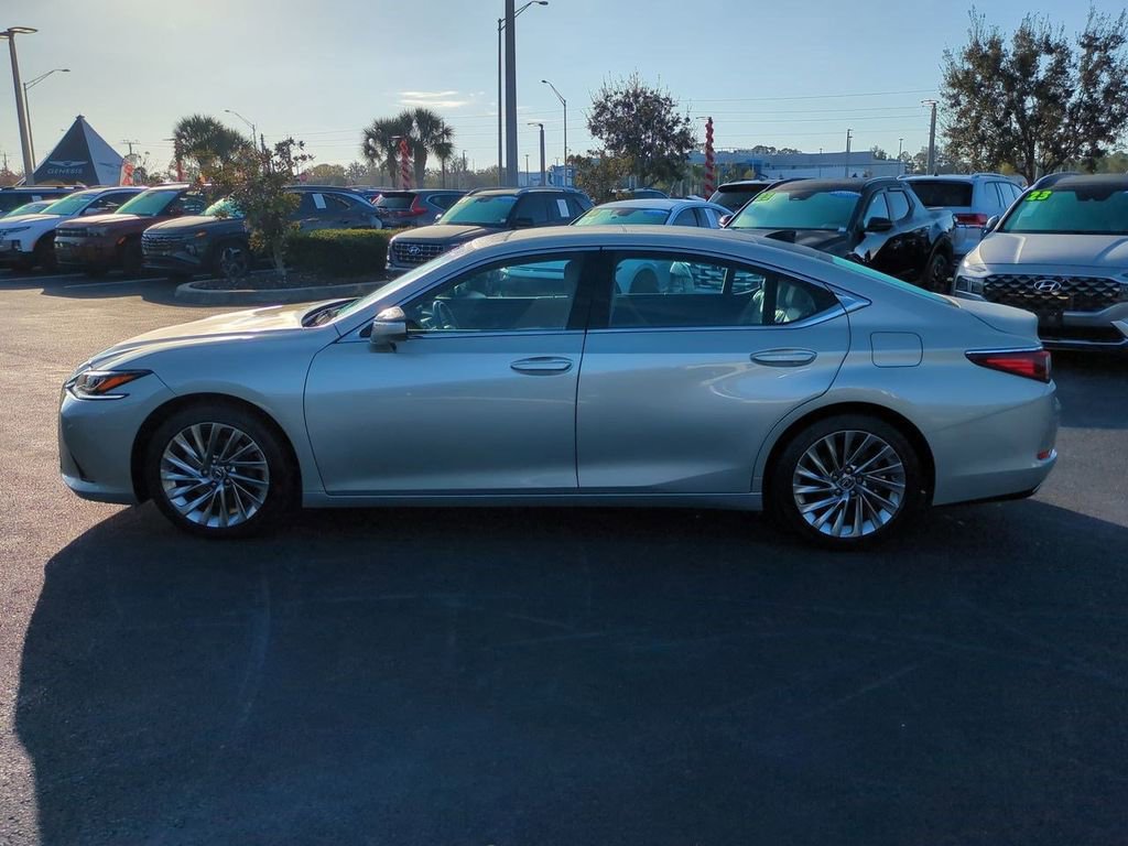 Used 2019 Lexus ES 350 Ultra Luxury image 8