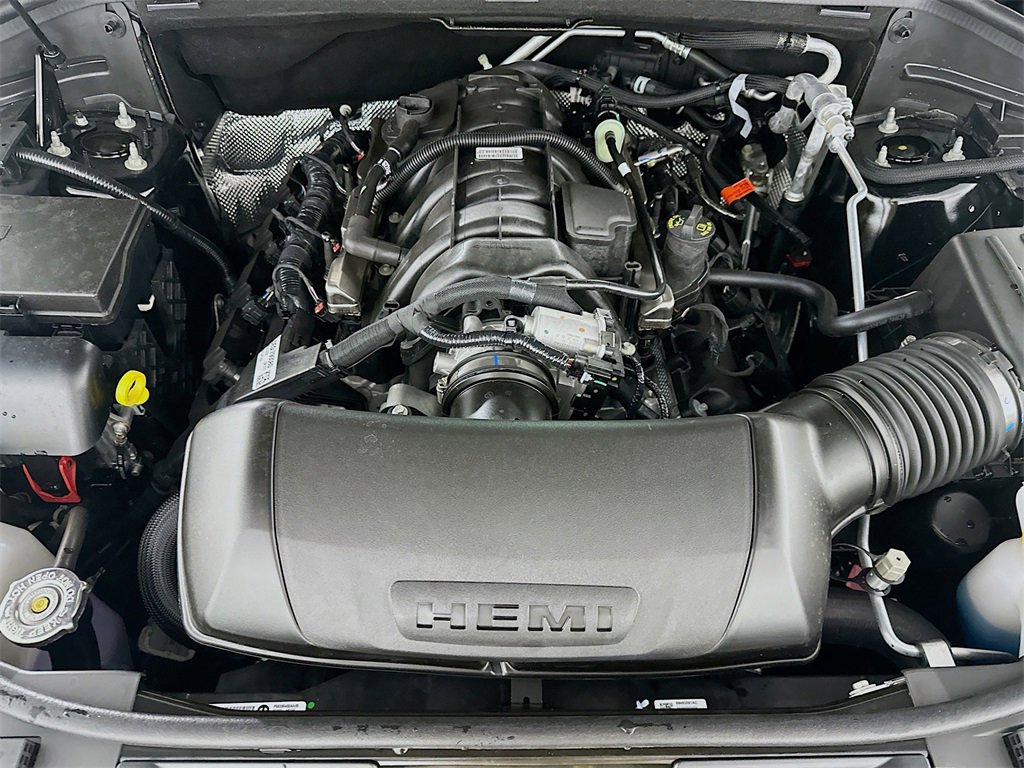 New 2025 Dodge Durango R/T w/ Blacktop Package image 18