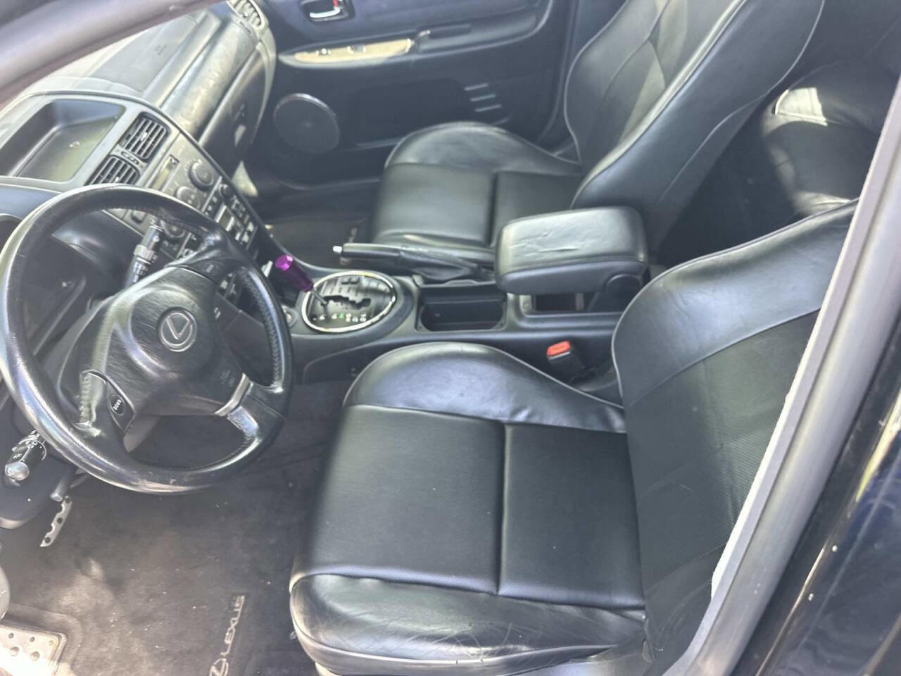 Used 2002 Lexus IS 300 RWD image 10