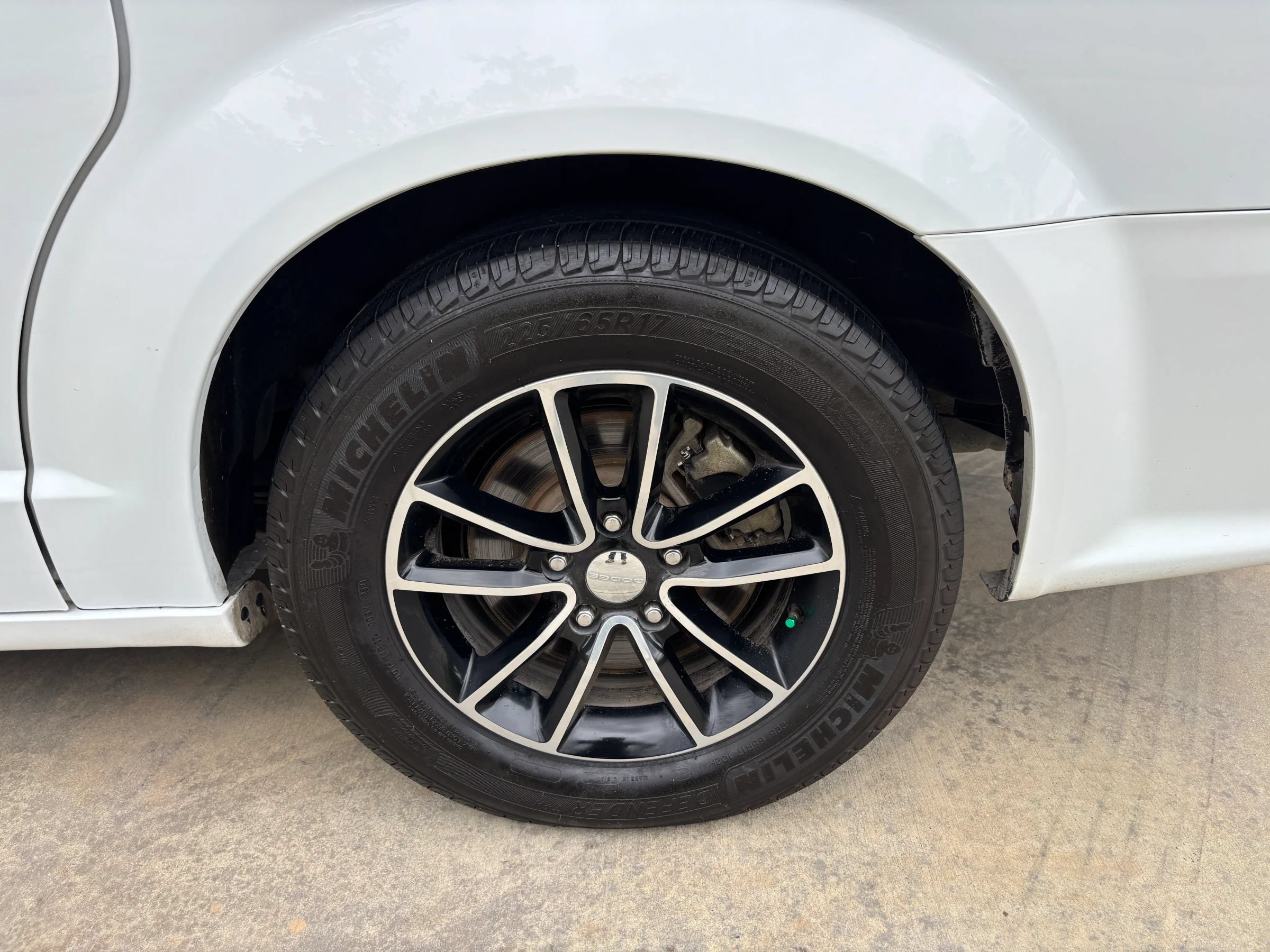 Used 2019 Dodge Grand Caravan GT FWD image 41