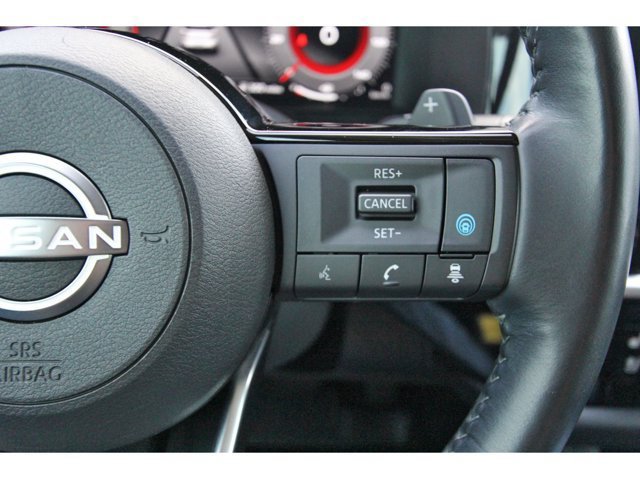 Used 2022 Nissan Pathfinder Platinum w/ Cargo Package FWD image 14