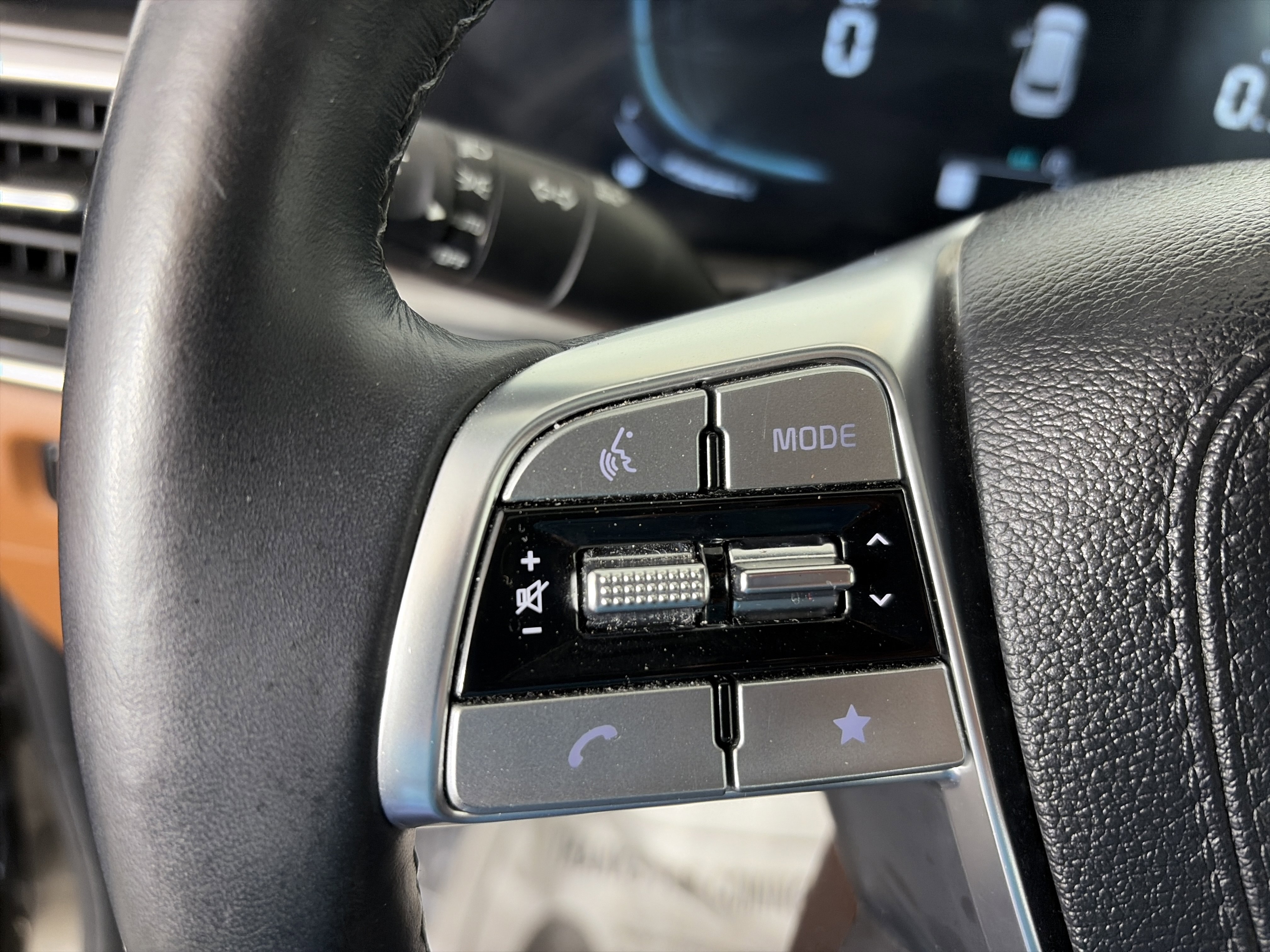 Used 2024 Kia Telluride EX X-Line image 36