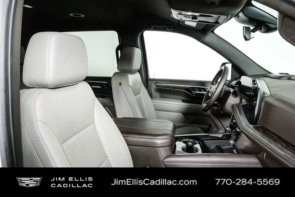 Used 2025 Chevrolet Tahoe LT AWD/4WD image 21