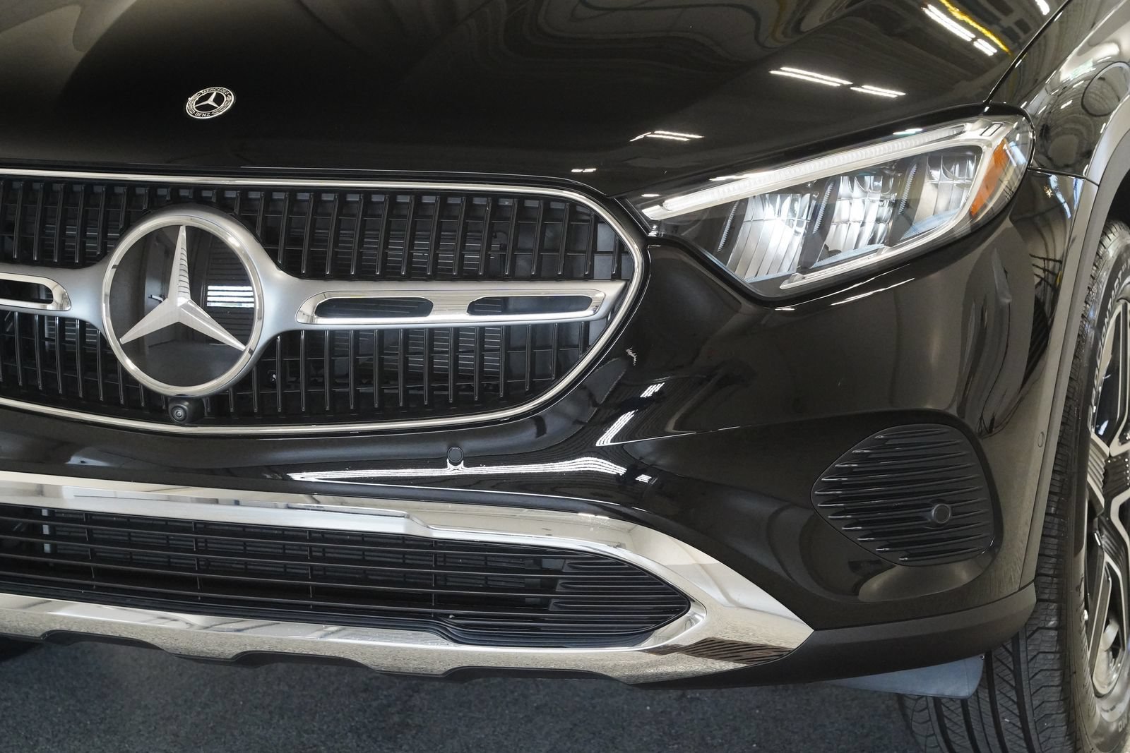 Certified 2026 Mercedes-Benz GLC 300 4MATIC image 6