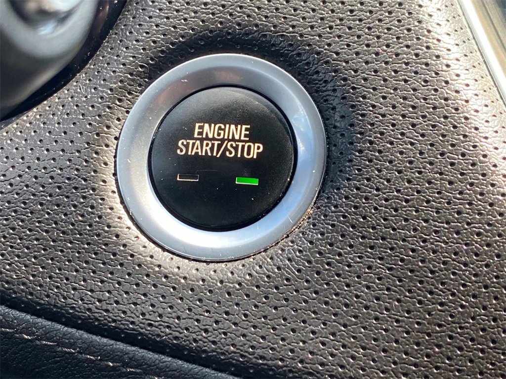 Used 2021 Cadillac XT5 Premium Luxury image 32