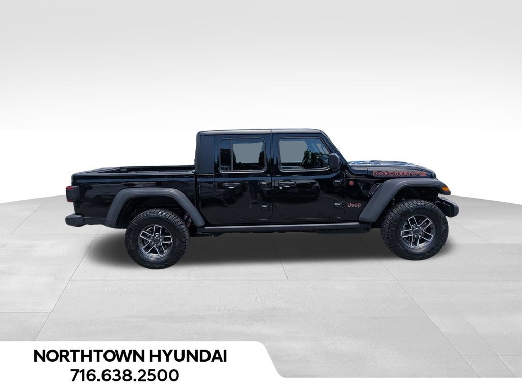 Used 2026 Jeep Gladiator Mojave AWD/4WD image 11