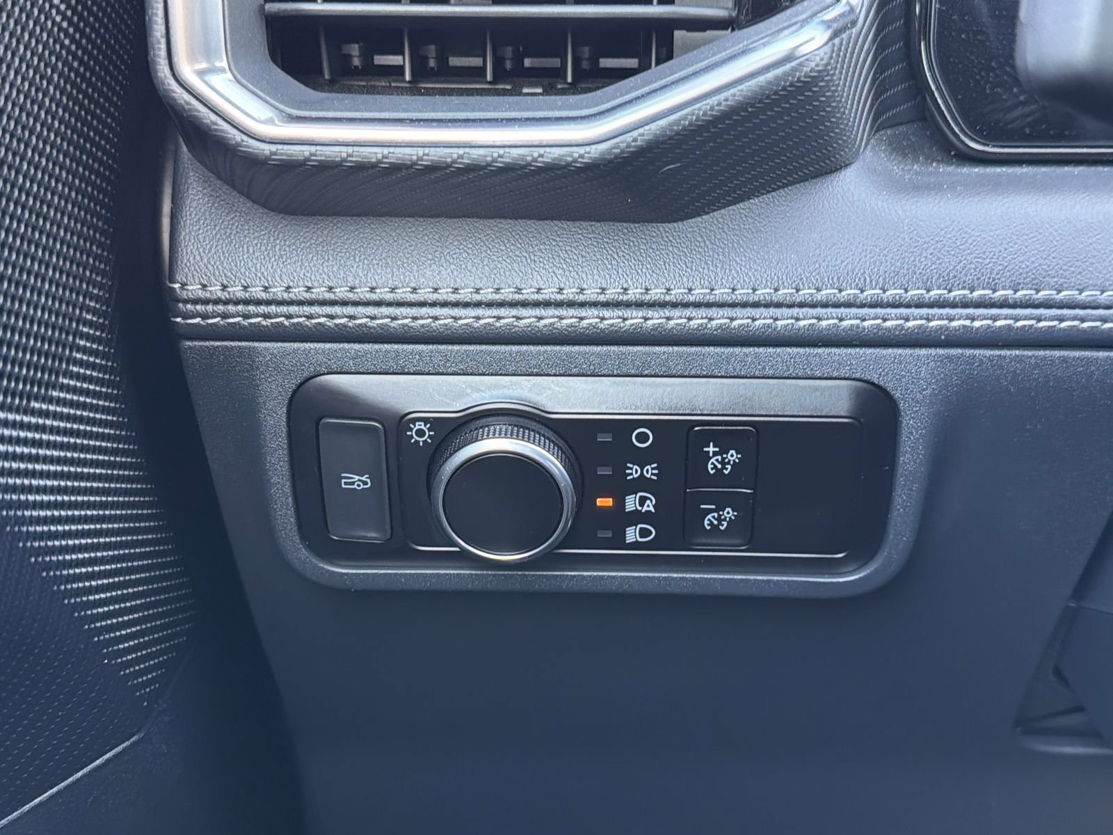 Used 2024 Ford Mustang GT Premium RWD image 23