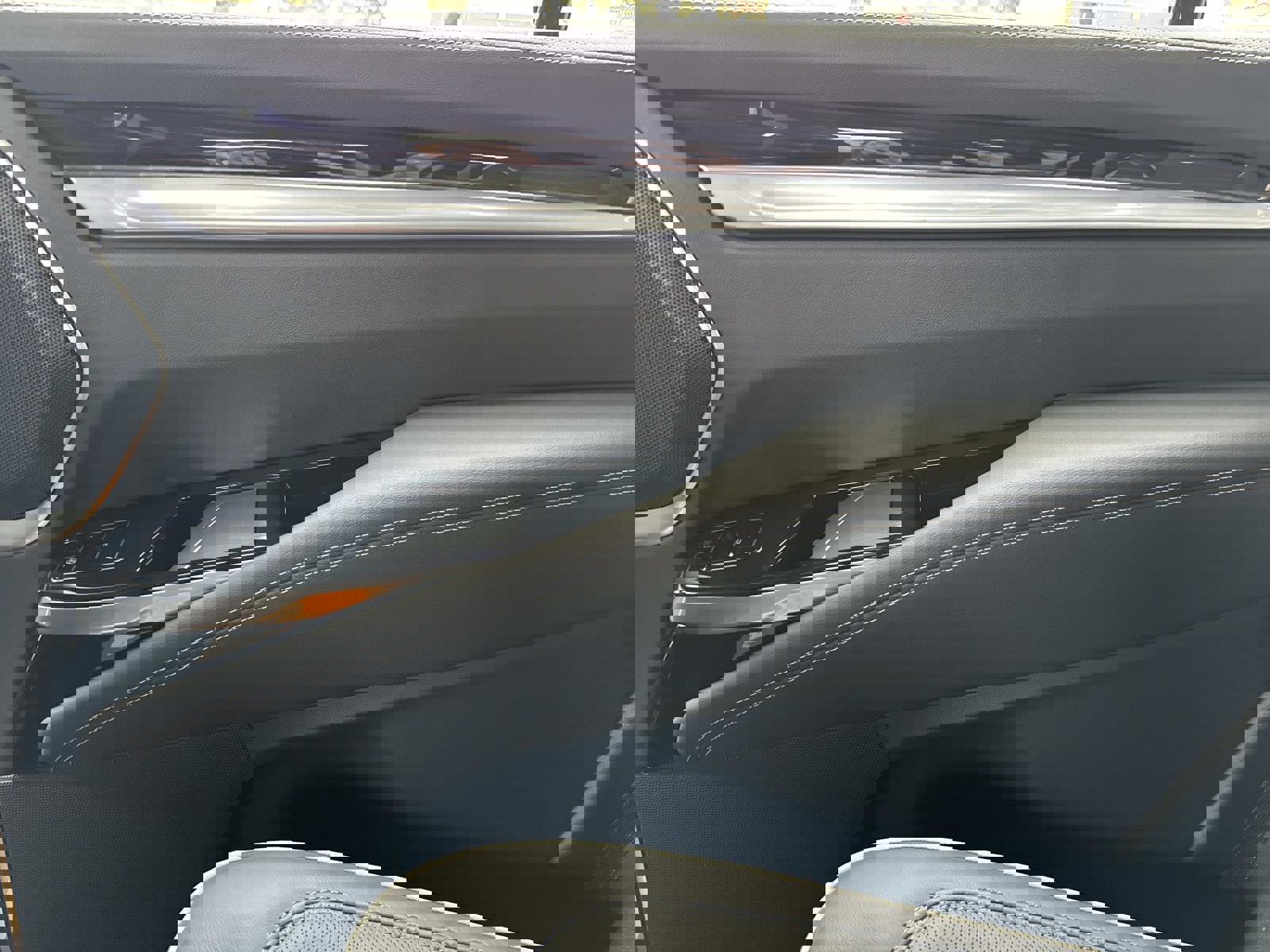 New 2026 Cadillac Escalade Luxury w/ Touring Package image 15