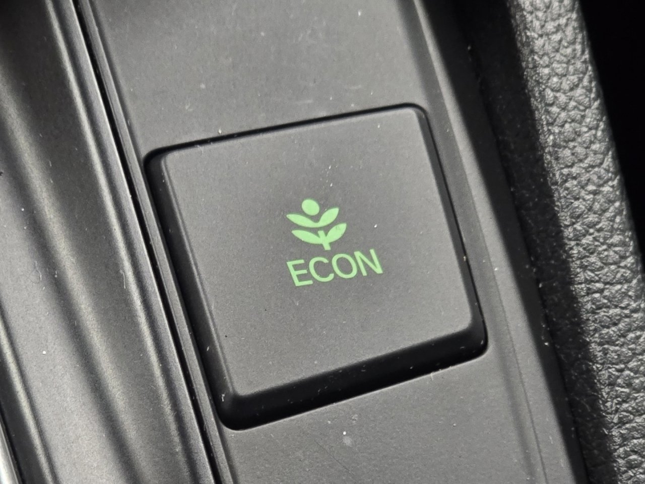 Used 2017 Honda CR-V EX-L image 8