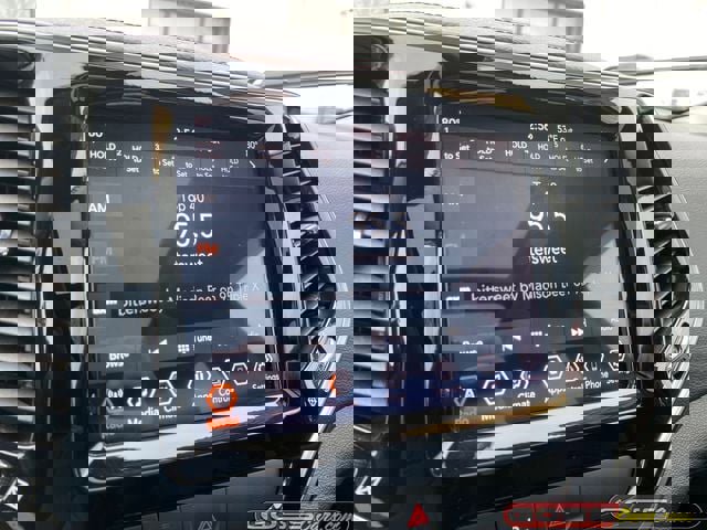 Used 2020 Jeep Cherokee Limited image 12